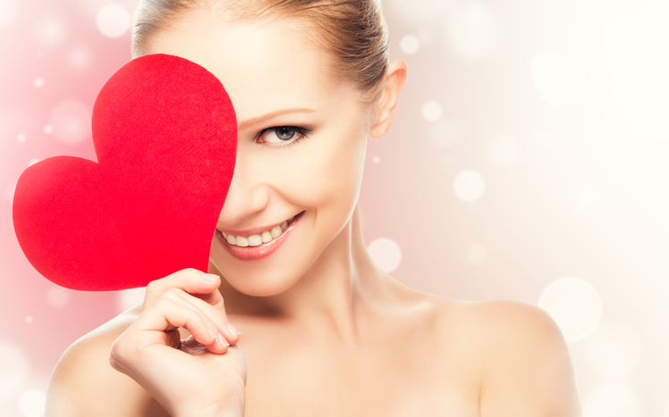 Dazzle Your Date with Pre-Valentine's Day Skin Enhancements